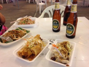 Frühlingsrollen auf dem Night Bazar